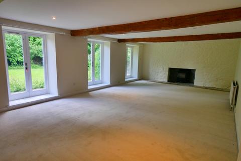 5 bedroom link detached house to rent, Church Road, Quenington, Gloucestershire