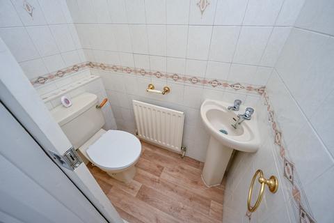 7 Adamson Close, Cannock, WS11 1TJ