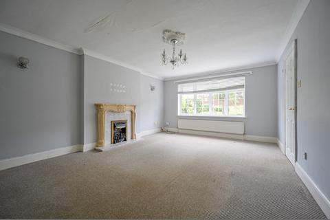7 Adamson Close, Cannock, WS11 1TJ