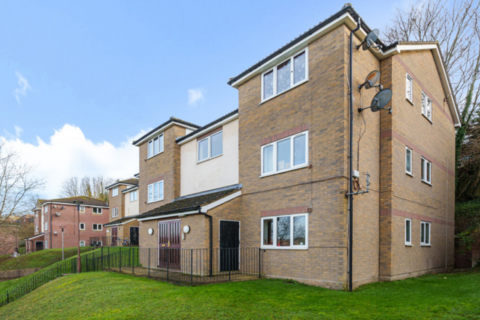 2 bedroom apartment to rent, Lingfield Close