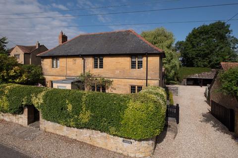 4 bedroom detached house for sale, Martock Road, Long Load