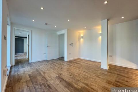 1 bedroom apartment to rent, Brent Street, London NW4