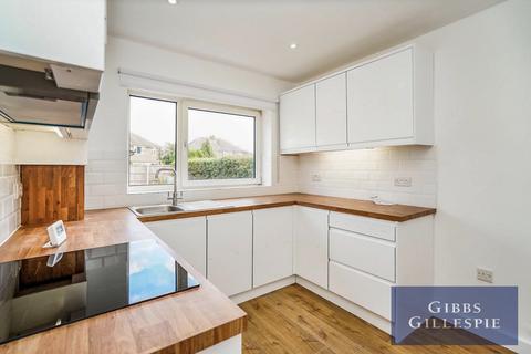 3 bedroom semi-detached house to rent, Westwood Drive, Amersham, HP6