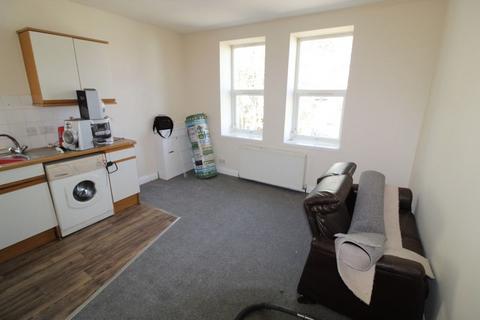 2 bedroom apartment to rent, Southcote Road, Bournemouth