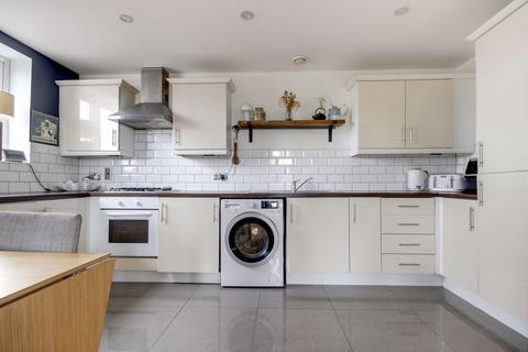 2 bedroom flat for sale, Southbury Road, Enfield
