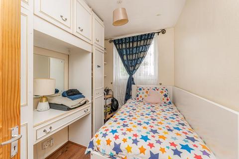 3 bedroom maisonette for sale, Alderney House, Eastfield Road, Enfield