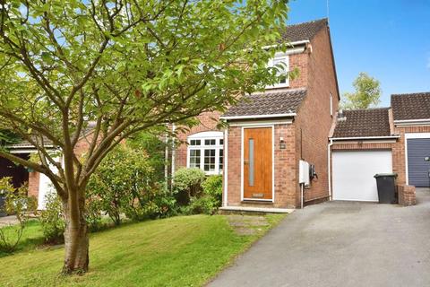 16 Chiselbury Grove, Harnham, Salisbury, SP2 8EP