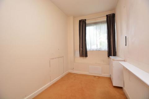 2 bedroom apartment for sale, Wellington Road, Hatch End