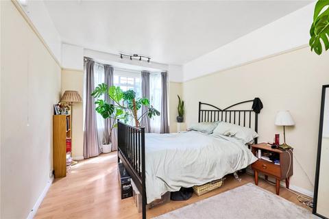 2 bedroom flat to rent, Streatham Hill, London, SW2