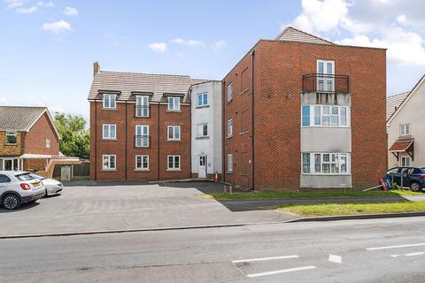 2 bedroom flat for sale, Mason Way, Great Wakering, SS3