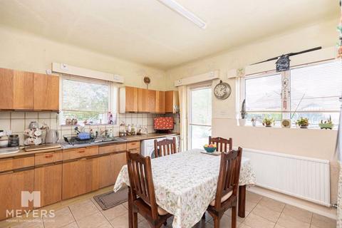 2 bedroom bungalow for sale, Glendale Road, Bournemouth, BH6