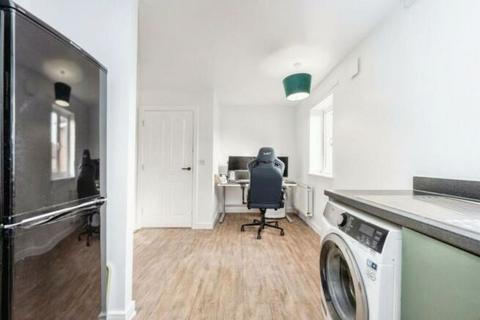 2 bedroom apartment for sale, Beauvais Avenue, Bedford MK42