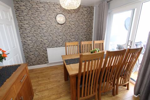 3 bedroom detached house for sale, Strawberry Close, Oldbury B69