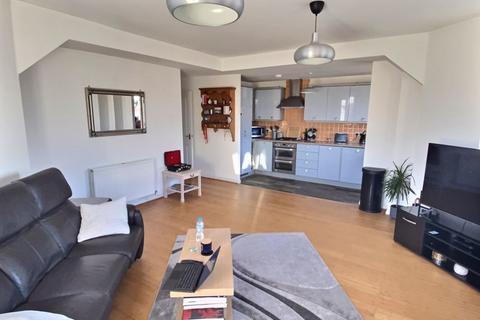2 bedroom apartment to rent, Dunnock Court, Norwich NR8