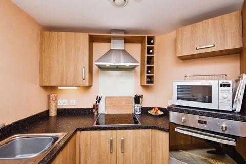 2 bedroom retirement property for sale, Hampsfell Road, Grange-over-Sands LA11