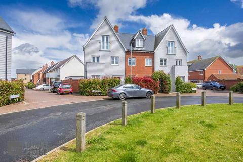 3 bedroom townhouse for sale, Maritime Approach, Colchester, Essex