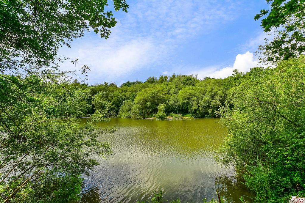 Residents Lake