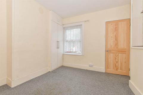 57 Clarendon Place, Dover, CT17 9QB