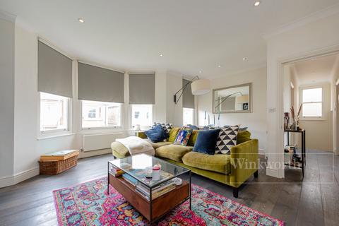 43a Bathurst Gardens, London, NW10 5JH