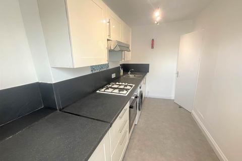 1 bedroom flat to rent, Osborne Mews, Walthamstow, London