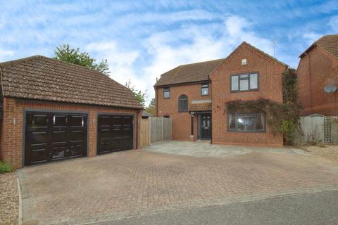 7 Aquila Way, Langtoft, Peterborough, PE6 9NN