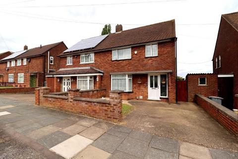 3 bedroom semi-detached house for sale, Longcroft road, Farley Hill, Luton, Bedfordshire, LU1 5RX