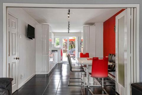 4 Pendennis Road, Orpington, BR6 9BL