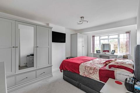 4 Pendennis Road, Orpington, BR6 9BL