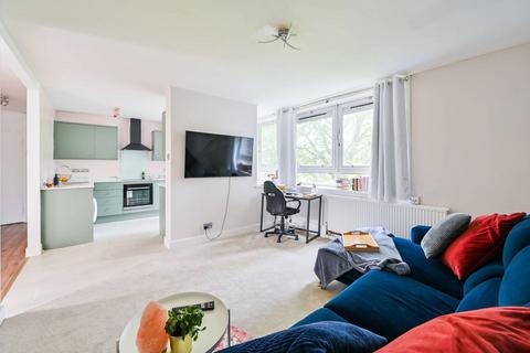 2 bedroom flat to rent, Avondale Square, South Bermondsey, London, SE1