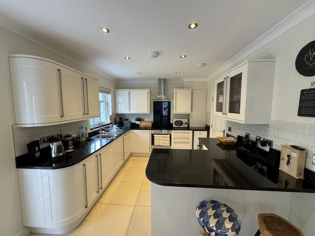 Open Plan Kitchen and Dining Area