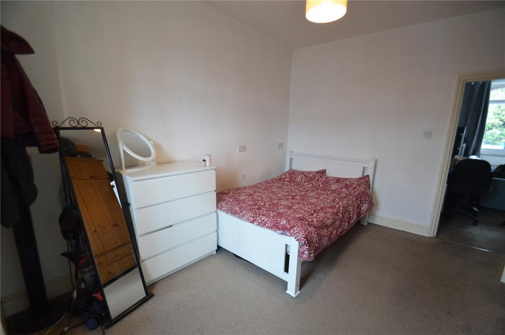 Apartment in Carshalton - View 2