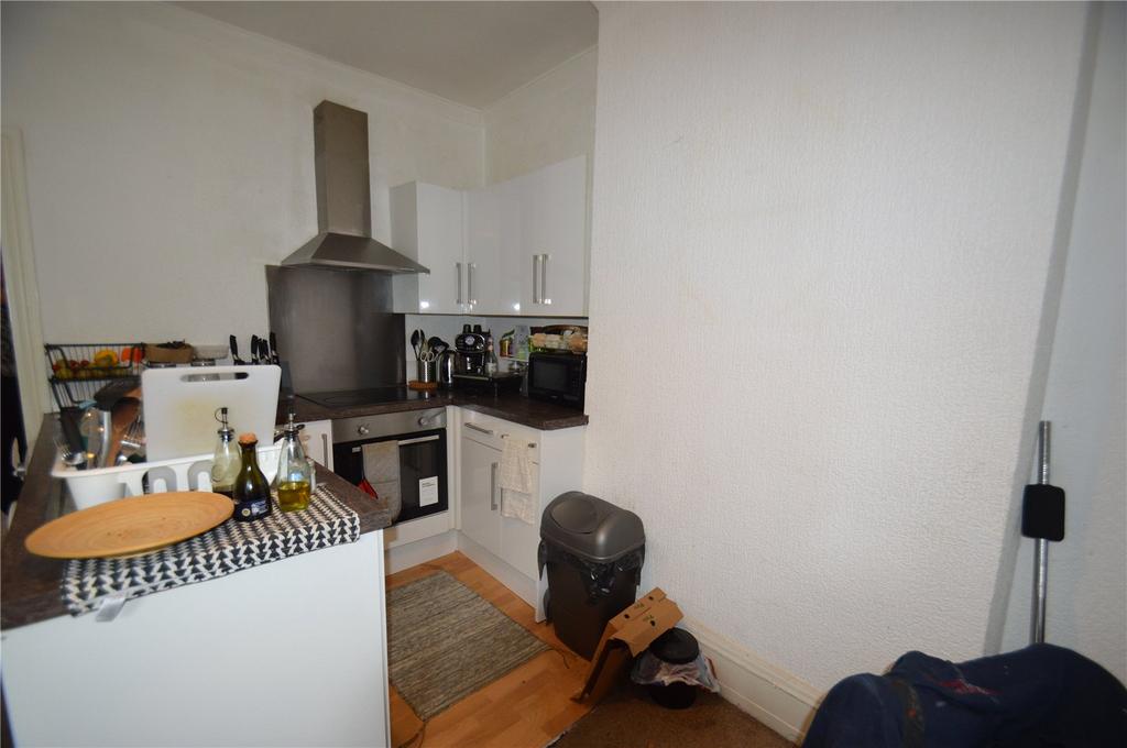 Apartment in Carshalton - View 3