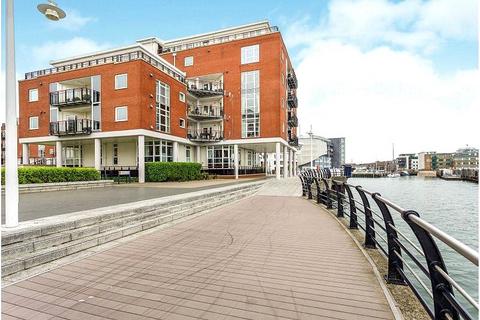 2 bedroom apartment for sale, Arethusa House, Gunwharf Quays, Portsmouth