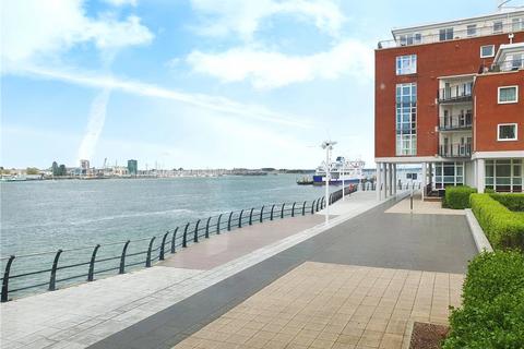 2 bedroom apartment for sale, Arethusa House, Gunwharf Quays, Portsmouth