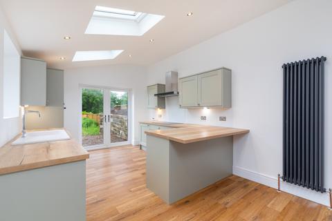 3 bedroom semi-detached house for sale, Otley Road, Eldwick, Bingley, West Yorkshire, BD16