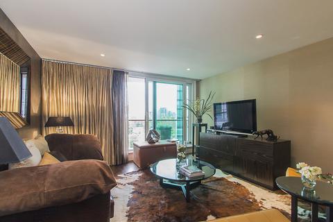 2 bedroom flat for sale, St. George Wharf, London, SW8