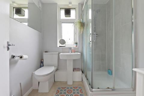 Flat 12, Carlton Court Maple Road, London, SE20 8EY