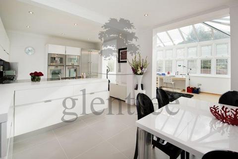 4 bedroom detached house to rent, CROOKED USGAE, FINCHLEY, N3