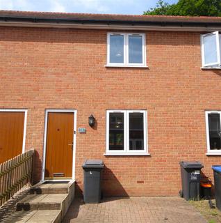 2 bedroom terraced house to rent, Chapel Lane, Sturry