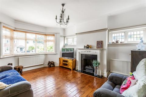 6 bedroom house for sale, Holland Avenue, Cheam