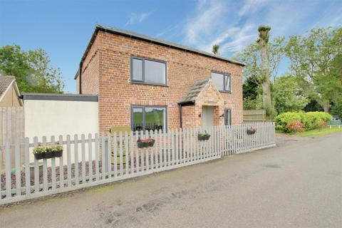 4 bedroom detached house for sale, Beesby Road, Alford LN13