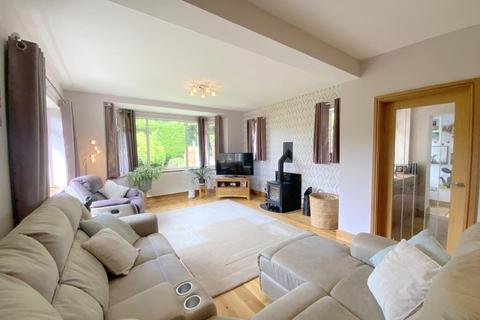 5 bedroom detached bungalow for sale, Tetney Road, Humberston, Grimsby