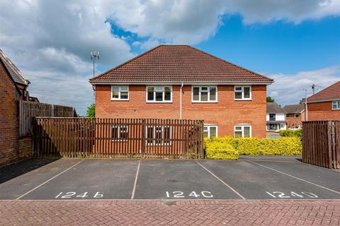 1 bedroom flat for sale, Common Road, Wombourne, Wolverhampton