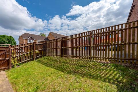 124b Common Road, Wombourne, Wolverhampton, WV5 0NE