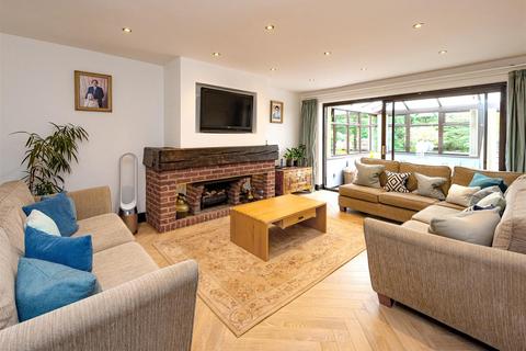 5 bedroom detached house for sale, The Squirrels, 27 Stourbridge Road, Wombourne, Wolverhampton