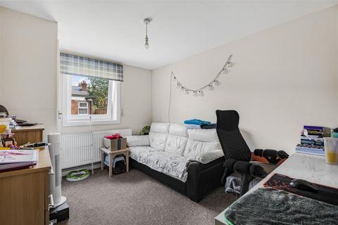 4 bedroom terraced house for sale, Kensington Road, Reading