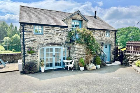 5 bedroom house for sale, Nr Betws Y Coed