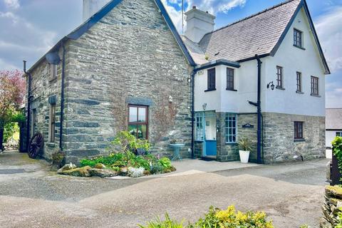 5 bedroom house for sale, Betws Y Coed