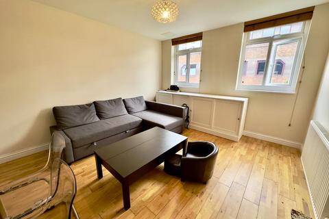 2 bedroom apartment for sale, Springfield Road, Horsham