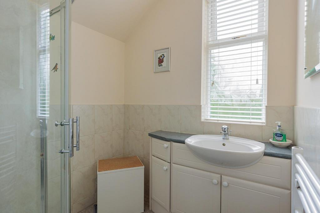 4 fairfax drive 17.jpg